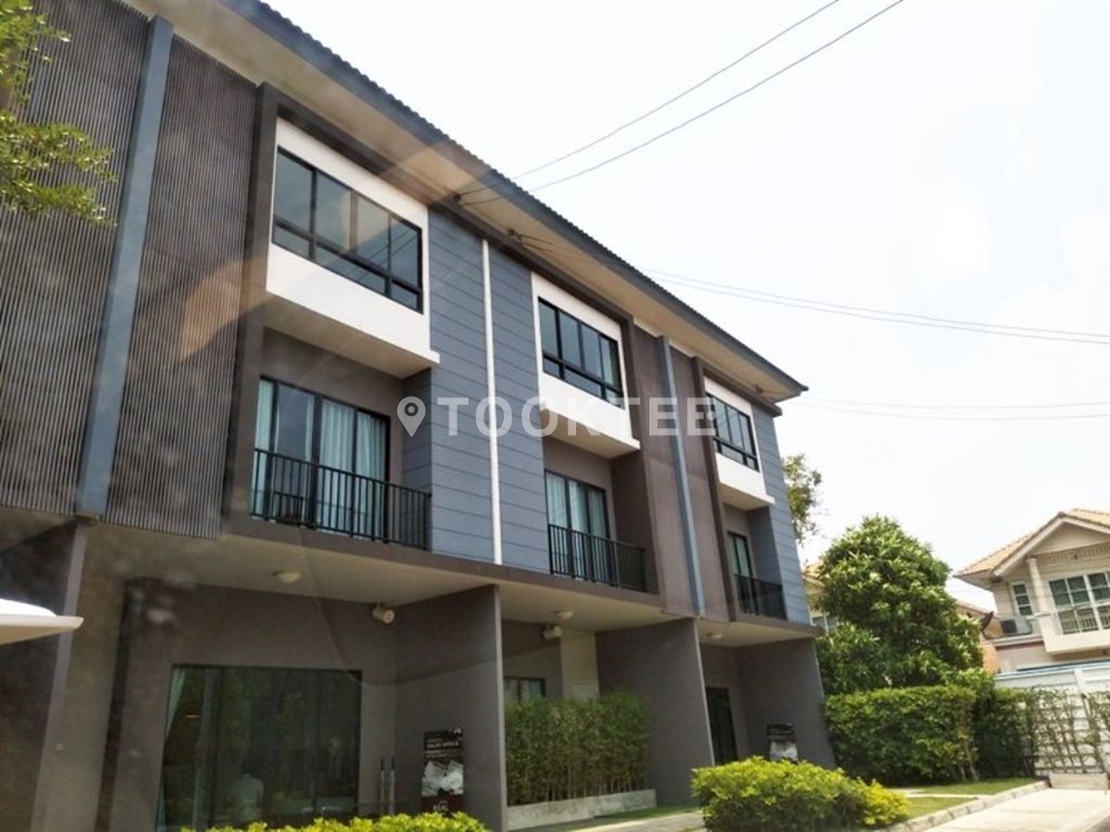 เดอะ คอนเนค เพชรเกษม 48